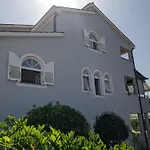 Villa Triton